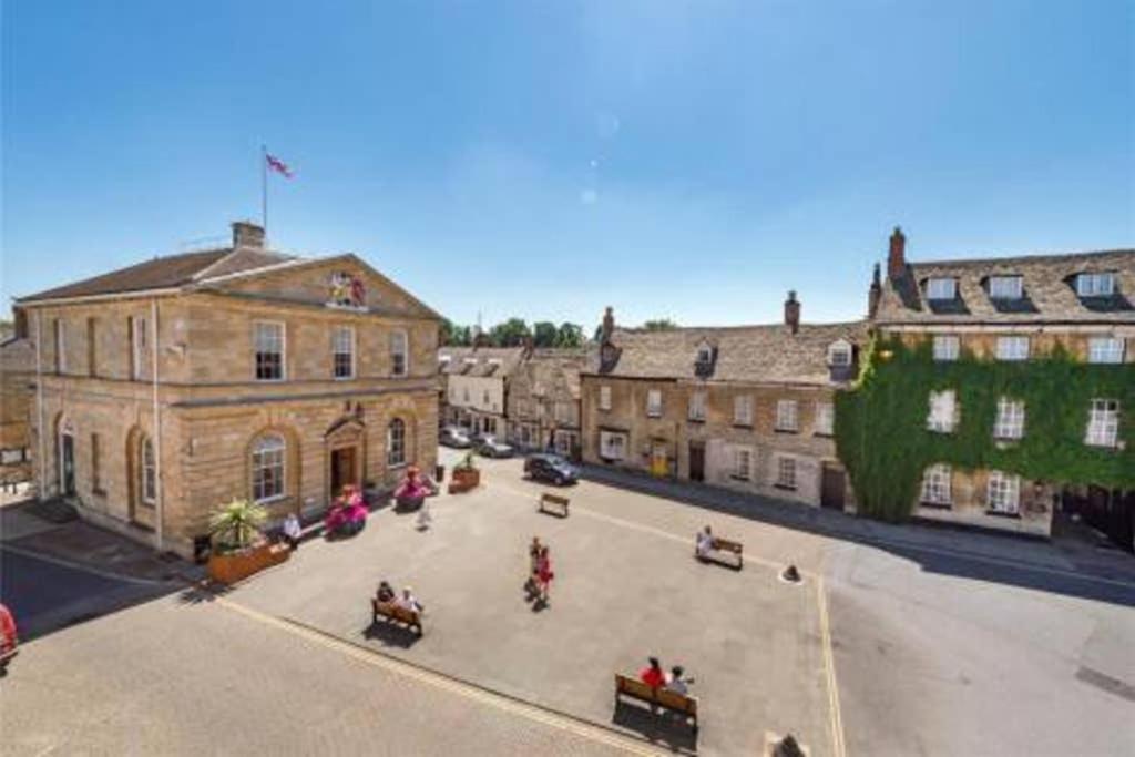 Oxfordshire Living - The Churchill Apartment - Woodstock Buitenkant foto